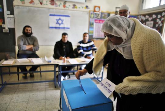 Warga Israel ke TPS pilih anggota parlemen