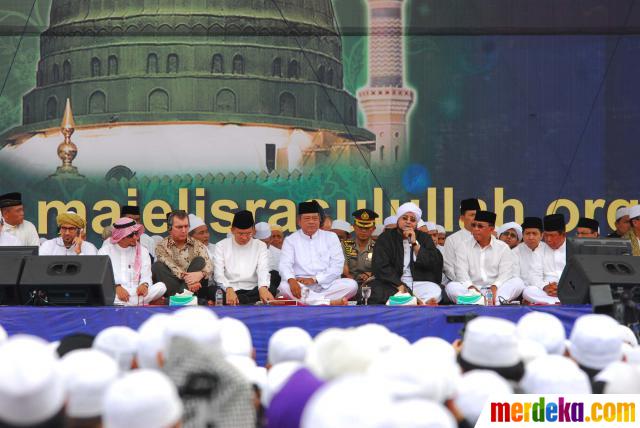 Foto : Presiden SBY sambut peringatan Maulud Nabi di Monas 