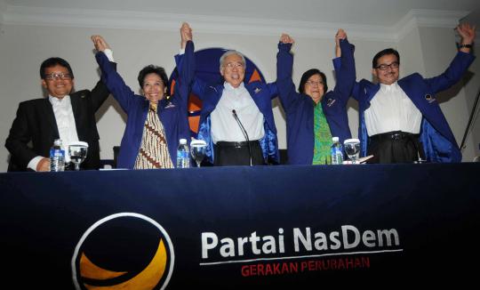 Mantan Sekjen DPR dan DPD masuk Partai Nasdem