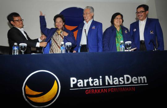 Mantan Sekjen DPR dan DPD masuk Partai Nasdem