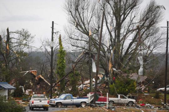 2 Tewas dan ratusan rumah hancur akibat terjangan tornado