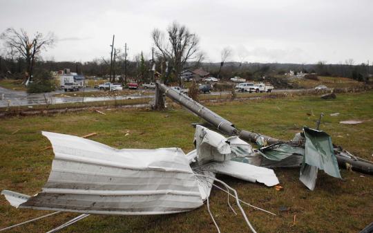 2 Tewas dan ratusan rumah hancur akibat terjangan tornado