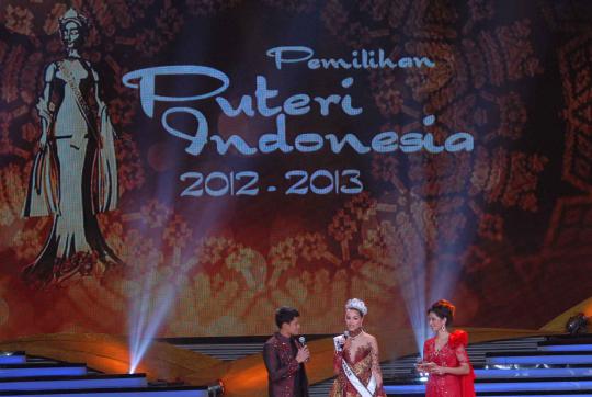 Whulandary dinobatkan jadi Puteri Indonesia 2013