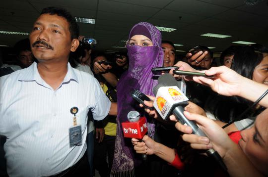 Neneng dituntut 7 tahun penjara