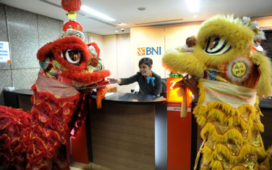 Atraksi barongsai hibur nasabah BNI