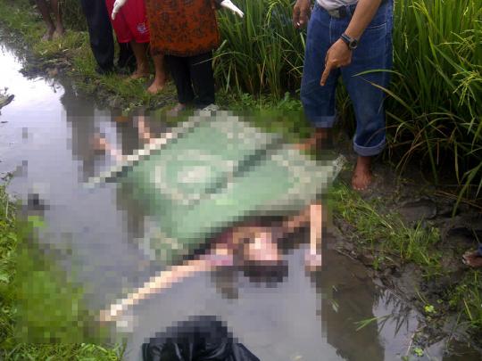 Wanita dalam kondisi hamil 5 bulan ditemukan tewas di sawah