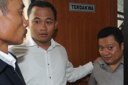 Mantan Bupati Buol Amran Batalipu divonis 7,5 tahun bui
