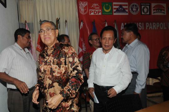 Try Sutrisno hadiri konpers penolakan KPU di Kantor PKPI