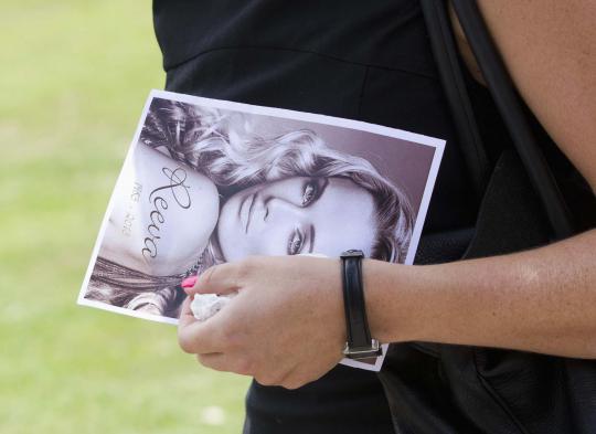 Tragedi pembunuhan model cantik Reeva Steenkamp 