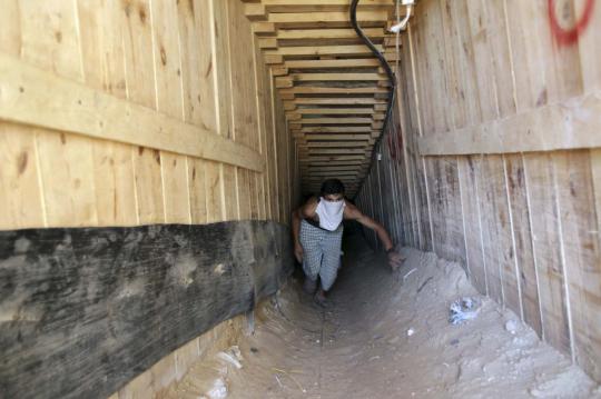 Terowongan penyelundup di jalur Gaza