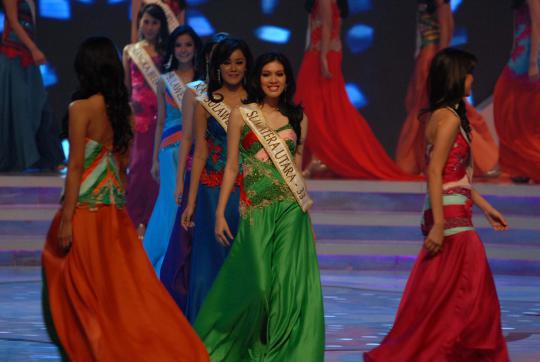 10 Finalis Miss Indonesia 2013