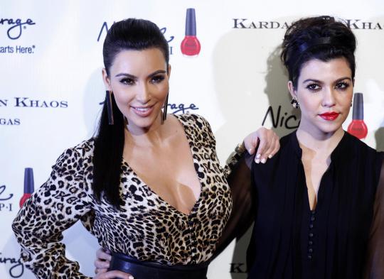 Kim Kardashian, sang presenter kondang yang kontroversial 