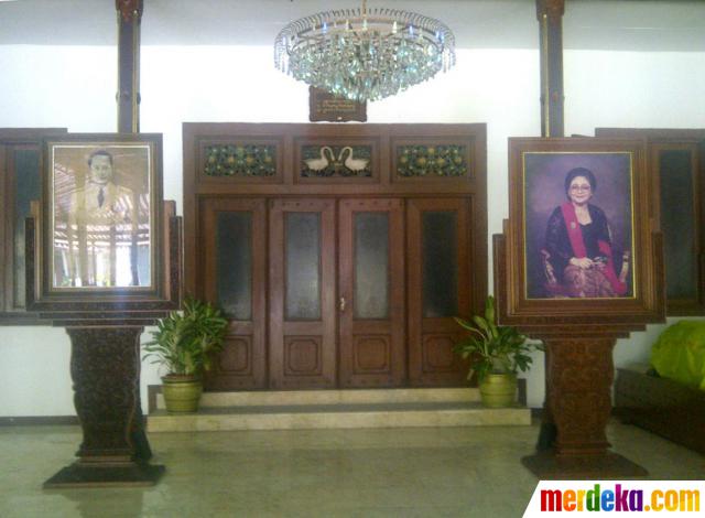 Foto : Menjelajahi rumah kenangan Soeharto dan Ibu Tien di