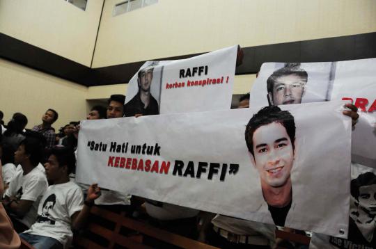 Sejumlah artis hadiri sidang praperadilan Raffi Ahmad