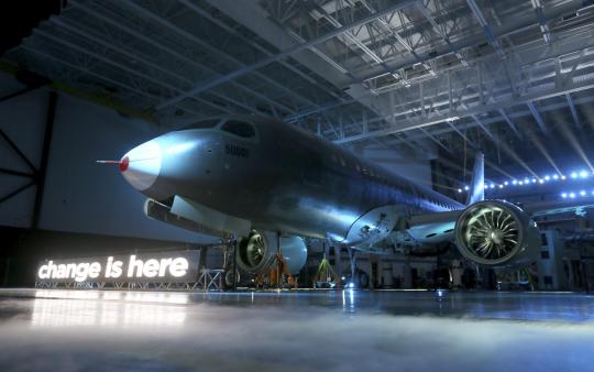 Bombardier kenalkan pesawat C Series baru