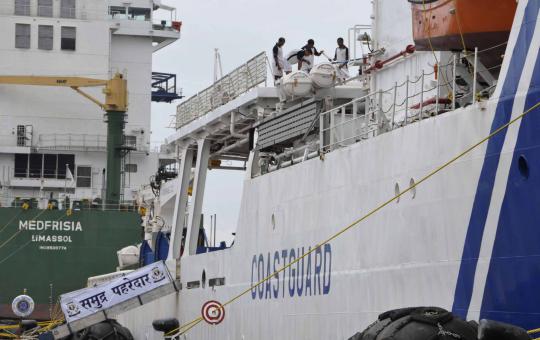 Kapal penjaga pantai laut India