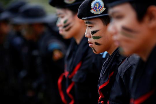 Aksi militer cantik penjaga keamanan Thailand