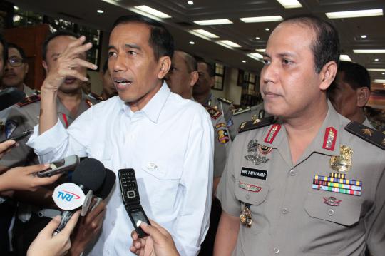 Jokowi imbau polisi agar selalu berada di tengah masyarakat