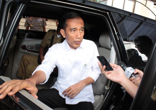 Jokowi imbau polisi agar selalu berada di tengah masyarakat