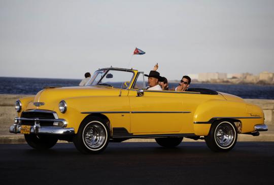 Mobil tua warnai kota Havana 