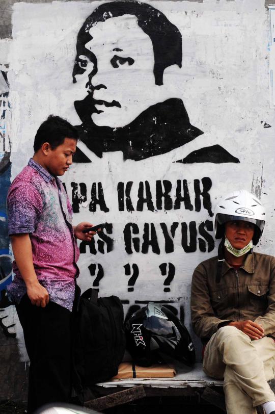 Lukisan mural "Apa Kabar Mas Gayus" 