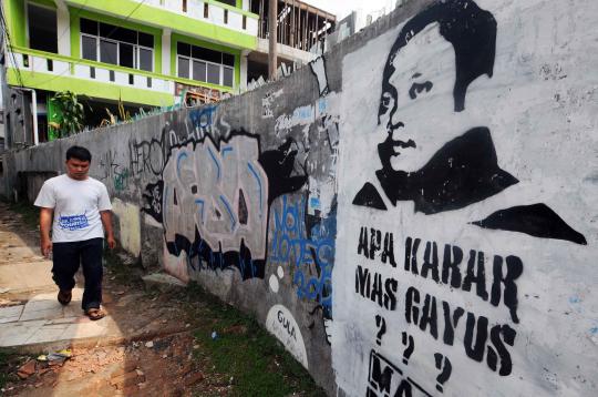 Lukisan mural "Apa Kabar Mas Gayus" 