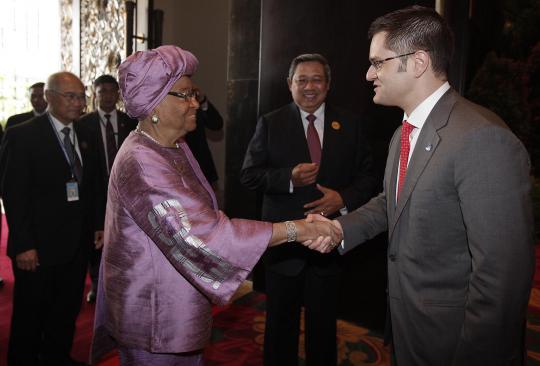 Presiden SBY foto bersama para peserta High Level Panel