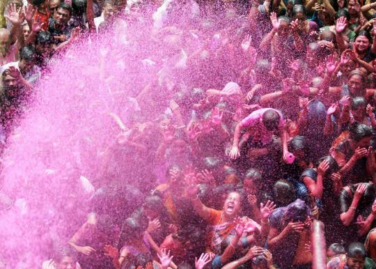 Warga India rayakan Festival Holi