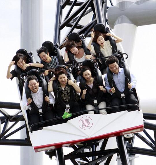 Takabisha, roller coaster paling curam di dunia