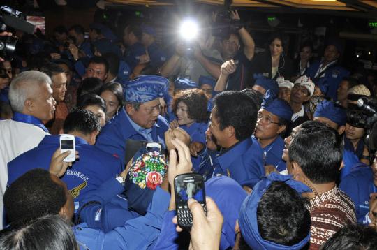 Terpilih jadi ketua umum, SBY disambut gembira oleh kader partai