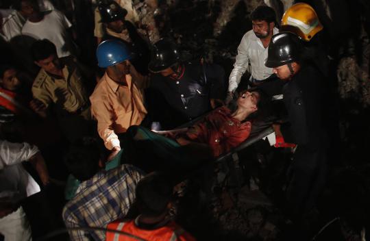 Bangunan permukiman di India runtuh, puluhan orang tewas