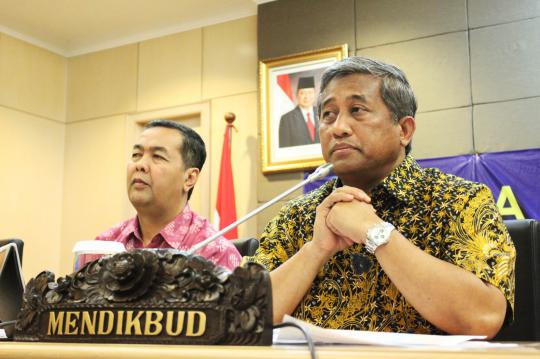 Mendikbud undur pelaksanaan Ujian Nasional