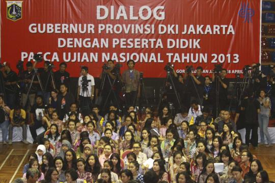 Jokowi gelar dialog bersama siswa SMA 6 dan 70 di Bulungan