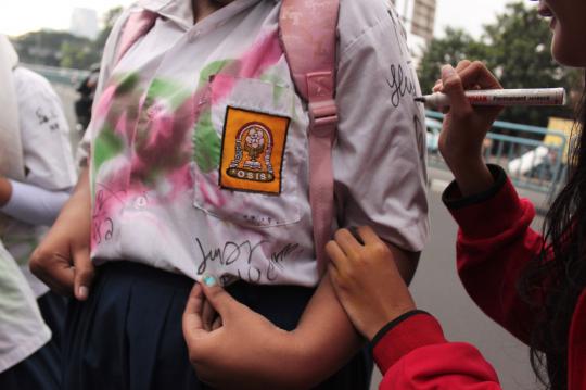 Aksi 'Vandalis' para pelajar SMP usai ujian nasional