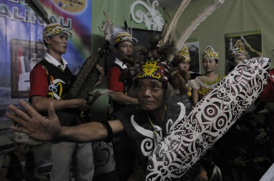 Meriahnya 'Pekan Dayak 2013' di Istora Senayan