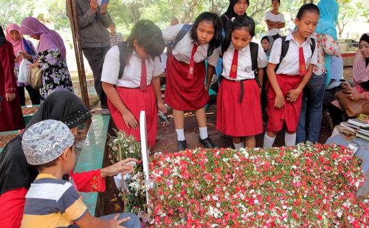 Makam Uje masih banyak didatangi para peziarah