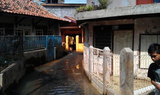 Kawasan Kampung Pulo terendam banjir 1 meter lebih