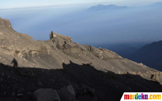 Foto : Kisah para pendaki di Gunung Semeru merdeka.com