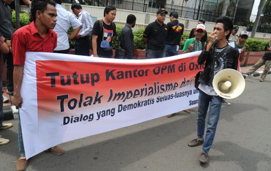 Aksi 'Bebaskan Papua' di depan Kedubes Inggris