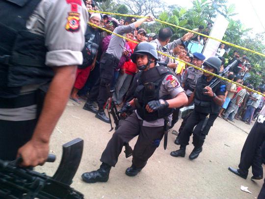Densus 88 gerebek persembunyian teroris di Bandung