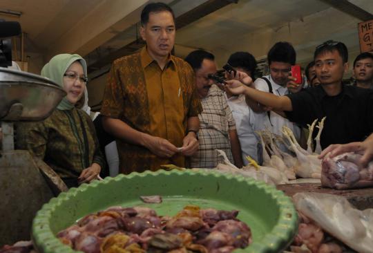 Mendag Gita Wirjawan sidak Pasar Klender