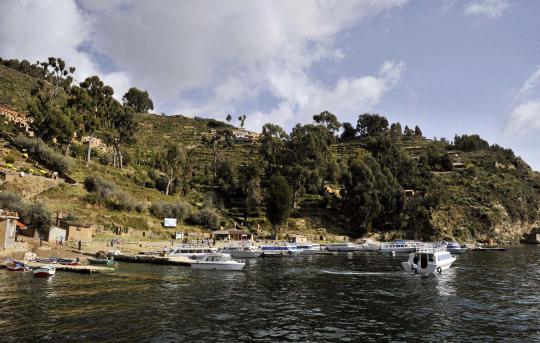 Perlombaan renang seberangi danau sepanjang 7 km