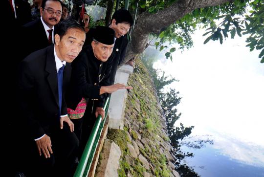 Jokowi lantik wali kota Jaksel di tepi Setu Babakan