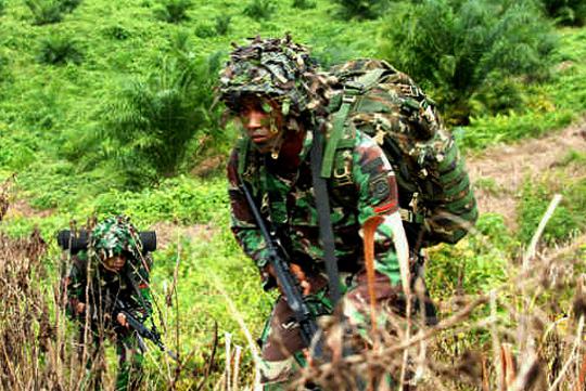 Aksi pasukan Kostrad di Latgab TNI 2013