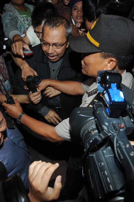 Mahfudz membantah adanya aliran dana ke PKS