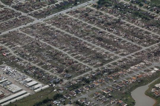 Ketika ratusan rumah rata disapu badai tornado