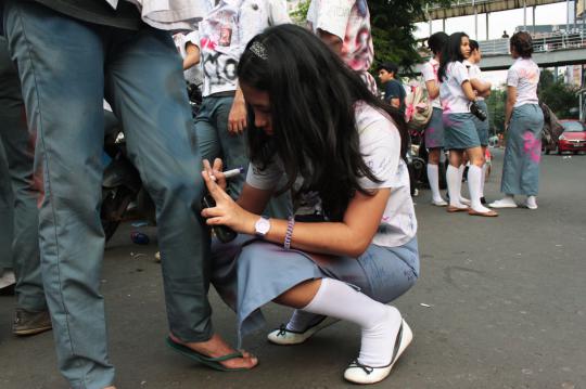 Ritual corat coret seragam pasca pengumuman hasil UN