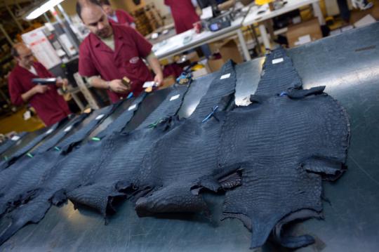 Menengok pabrik sepatu mewah Tod's di Italia