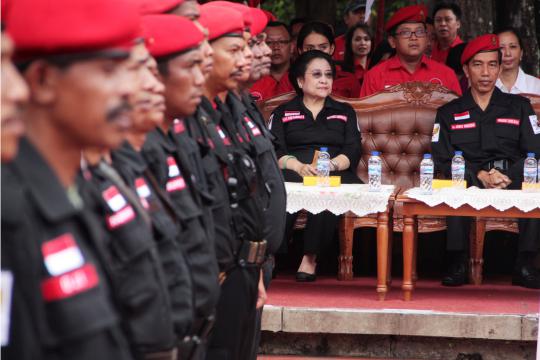 Jokowi dampingi Mega apel peringatan Hari Pancasila