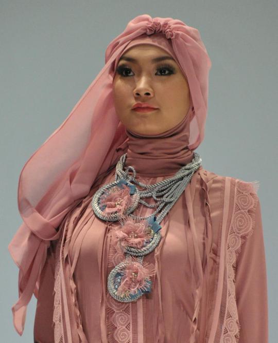 Fashion show busana muslim